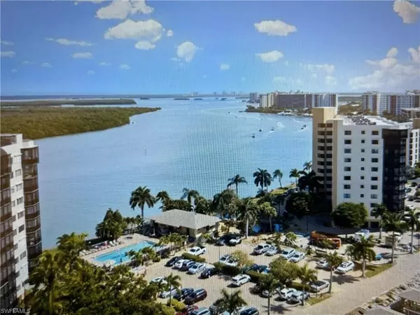 Fort Myers Beach, FL 33931,4331 Bay Beach LN #452