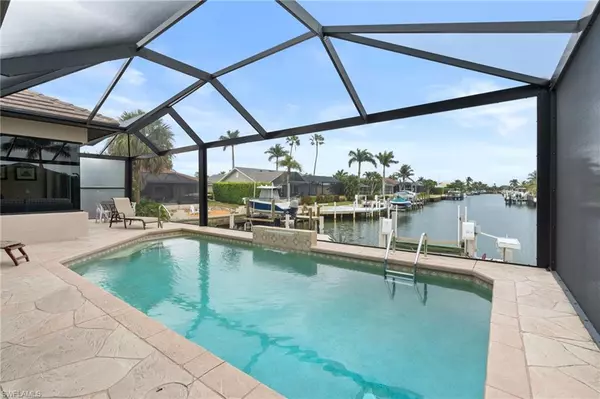 Marco Island, FL 34145,21 Hickory CT