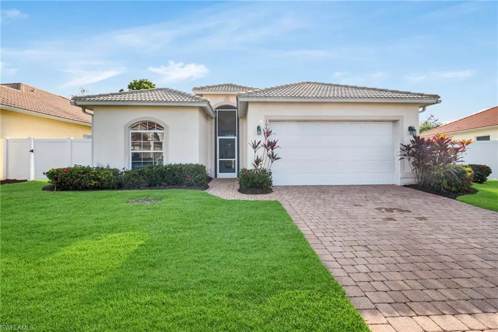 Naples, FL 34104,1042 Jardin DR