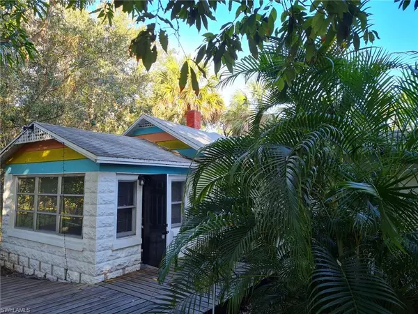 775 36th AVE S, St. Petersburg, FL 33705