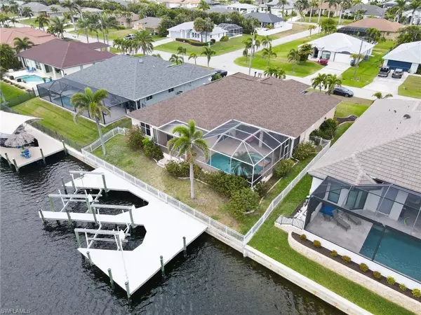 2544 SW 37th TER, Cape Coral, FL 33914