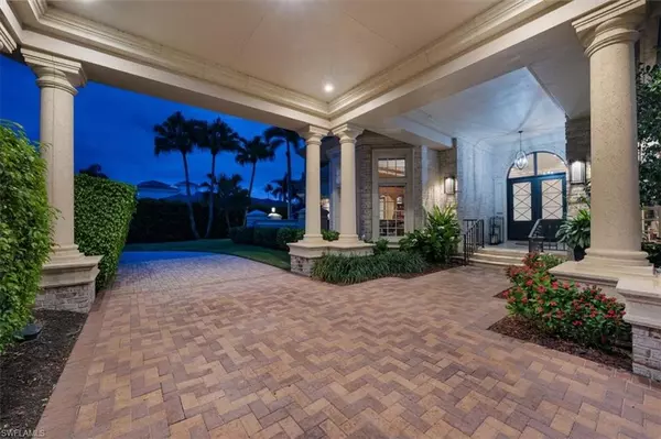 Naples, FL 34119,13700 Pondview CIR