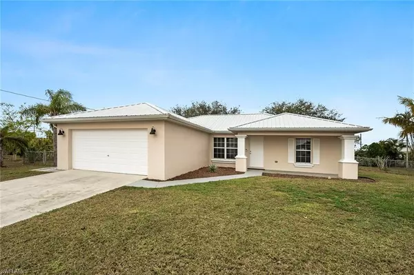 1210 NE 19th CT, Cape Coral, FL 33909