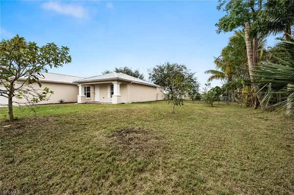 Cape Coral, FL 33909,1210 NE 19th CT