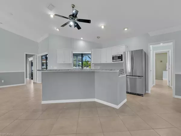 Cape Coral, FL 33991,1011 SW 4th AVE