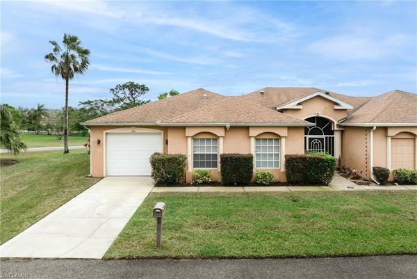 624 Falls LN, Lehigh Acres, FL 33974