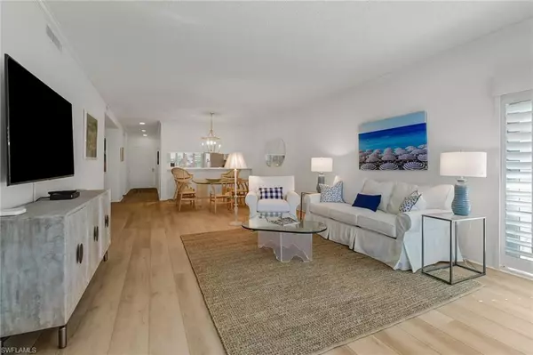 Naples, FL 34103,205 Park Shore DR #4-443