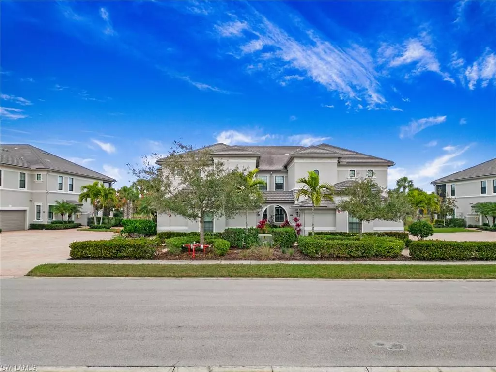 Naples, FL 34120,12045 Covent Garden CT #2104