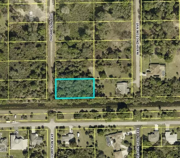 400 Thompson AVE, Lehigh Acres, FL 33972