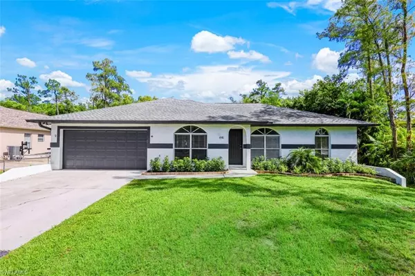 6581 Sable Ridge LN, Naples, FL 34109