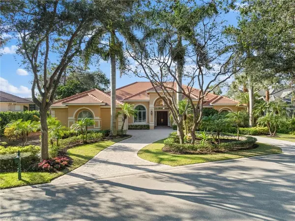 Naples, FL 34110,897 Barcarmil WAY