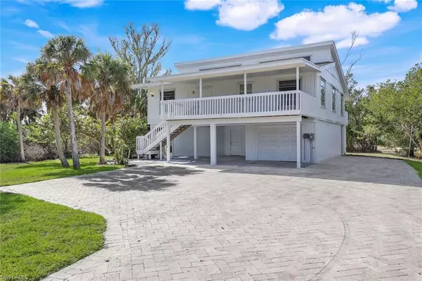 455 Peachtree RD, Sanibel, FL 33957