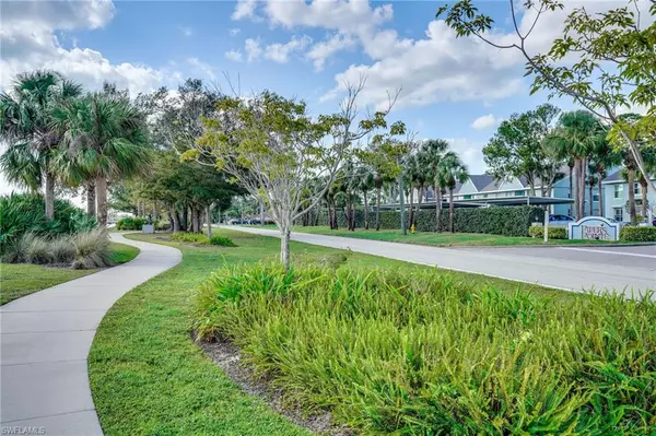 Naples, FL 34110,161 Wading Bird CIR #L101