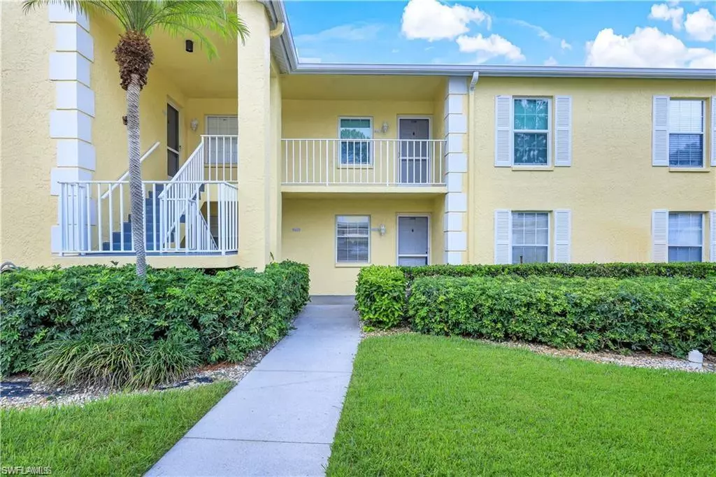 Naples, FL 34112,2706 Kings Lake BLVD #102