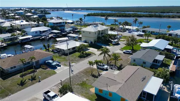 Matlacha, FL 33993,2821 Bruce ST