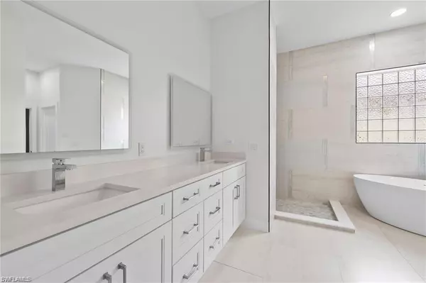 Fort Myers, FL 33908,11050 Sea Tropic LN