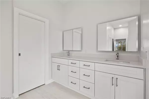 Fort Myers, FL 33908,11050 Sea Tropic LN