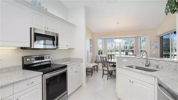6035 Pinnacle LN #7-703, Naples, FL 34110