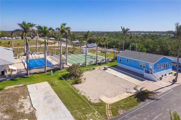 Fort Myers Beach, FL 33931,137 Garcia WAY