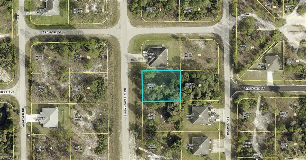 753/755 Eisenhower BLVD, Lehigh Acres, FL 33974