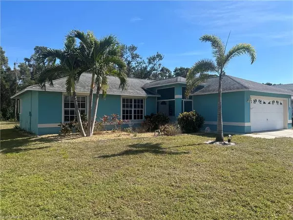 23465 Olde Meadowbrook CIR, Estero, FL 34134