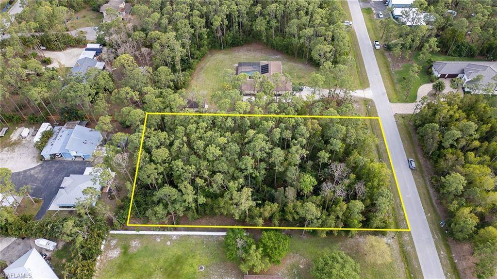 Bonita Springs, FL 34135,25421 Luci DR