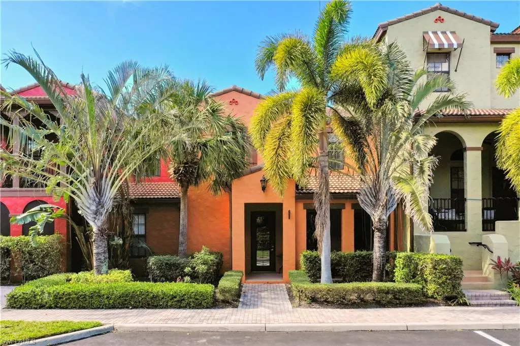 Naples, FL 34113,8997 Cambria CIR #2004