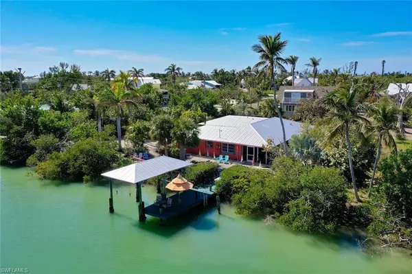 Sanibel, FL 33957,6076 Castaways LN