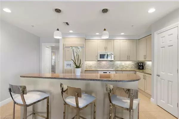 Marco Island, FL 34145,740 N Collier BLVD #2-406