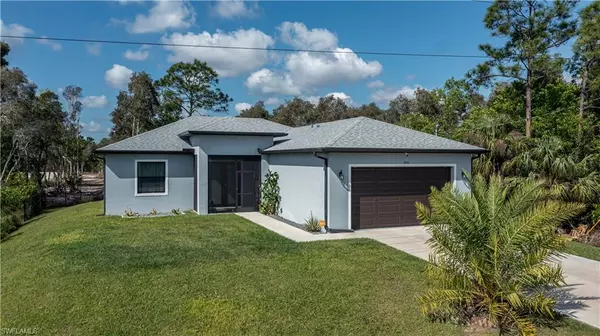 816 Bell BLVD S, Lehigh Acres, FL 33974