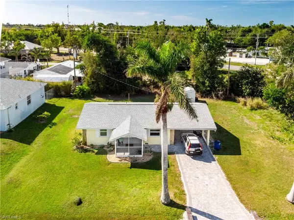 Bokeelia, FL 33922,5571 Avenue D