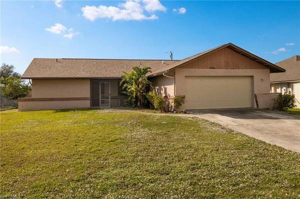 2930 SW Santa Barbara PL, Cape Coral, FL 33914