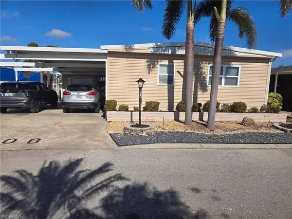 308 Crampton LN, North Fort Myers, FL 33903