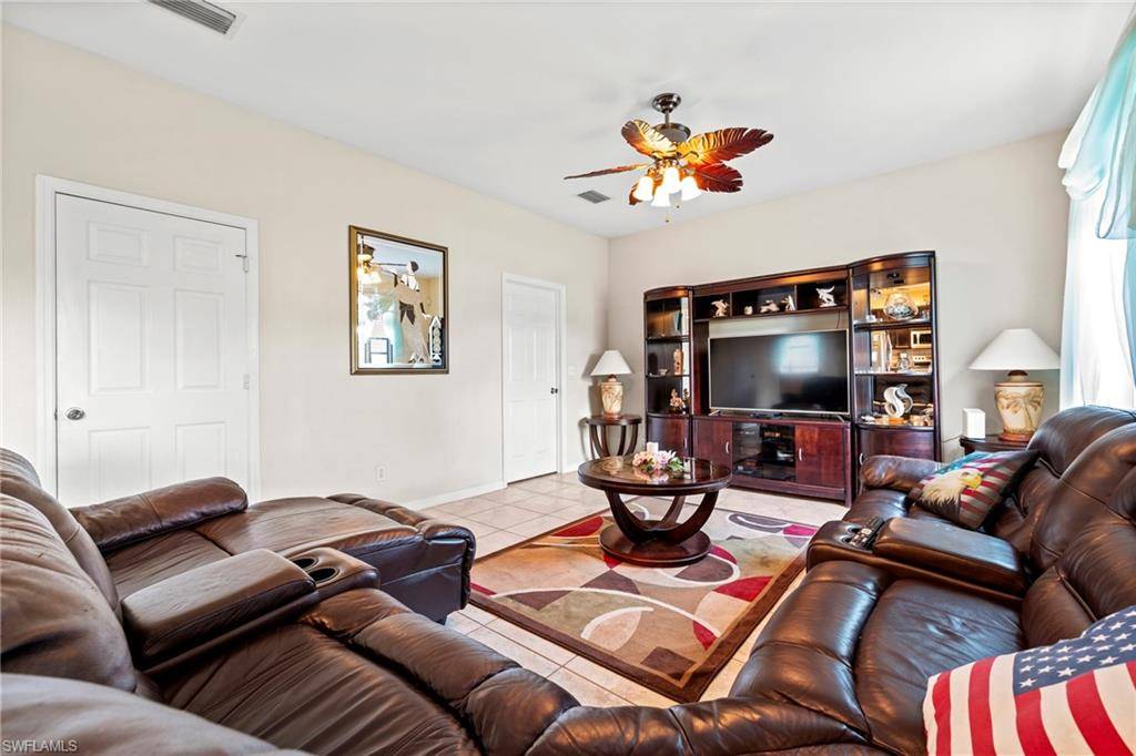 Fort Myers, FL 33908,8657 Sumner AVE