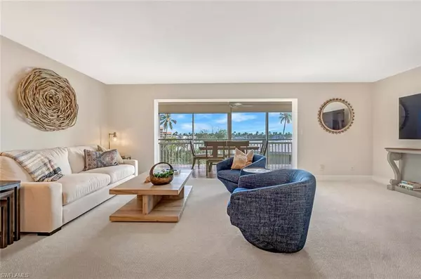 Naples, FL 34103,2800 Gulf Shore BLVD N #303