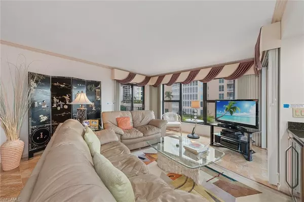 Naples, FL 34103,4451 Gulf Shore BLVD N #505