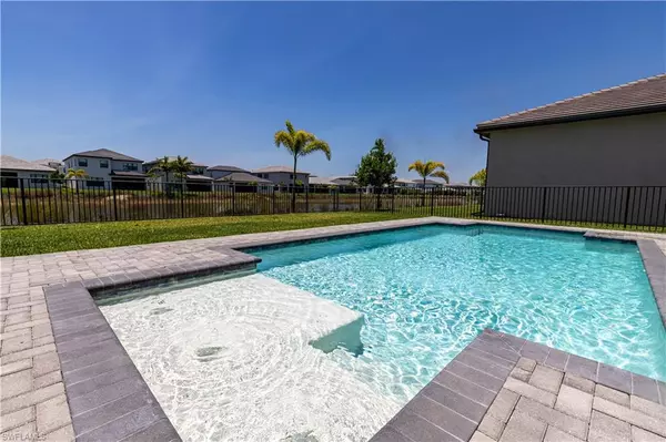 20341 Fair Oak LN, Estero, FL 33928