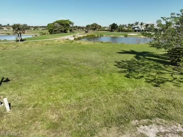 Naples, FL 34114,18031 Bluewater DR