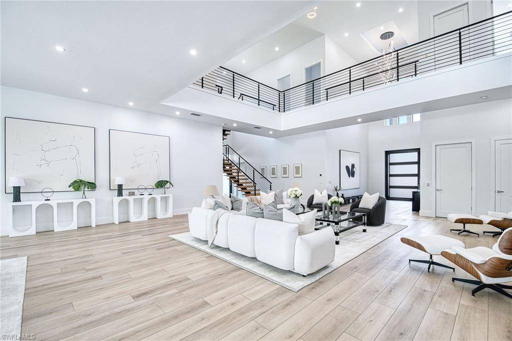 Naples, FL 34119,5160 Teak Wood DR