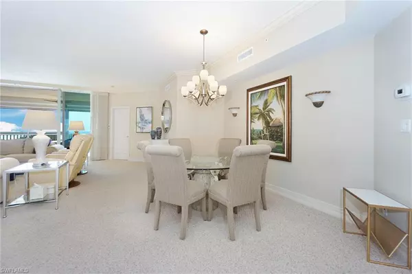 Naples, FL 34110,435 Dockside DR #B803