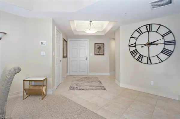 Naples, FL 34110,435 Dockside DR #B803
