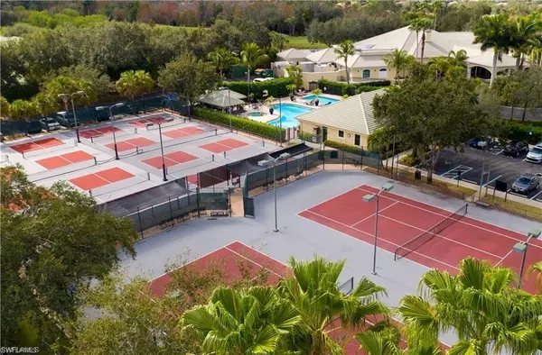 Naples, FL 34119,2885 Cypress Trace CIR #9-101