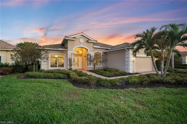 8756 Mustang Island CIR, Naples, FL 34113