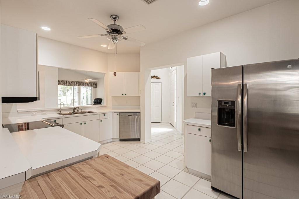 Naples, FL 34119,2081 Crestview WAY