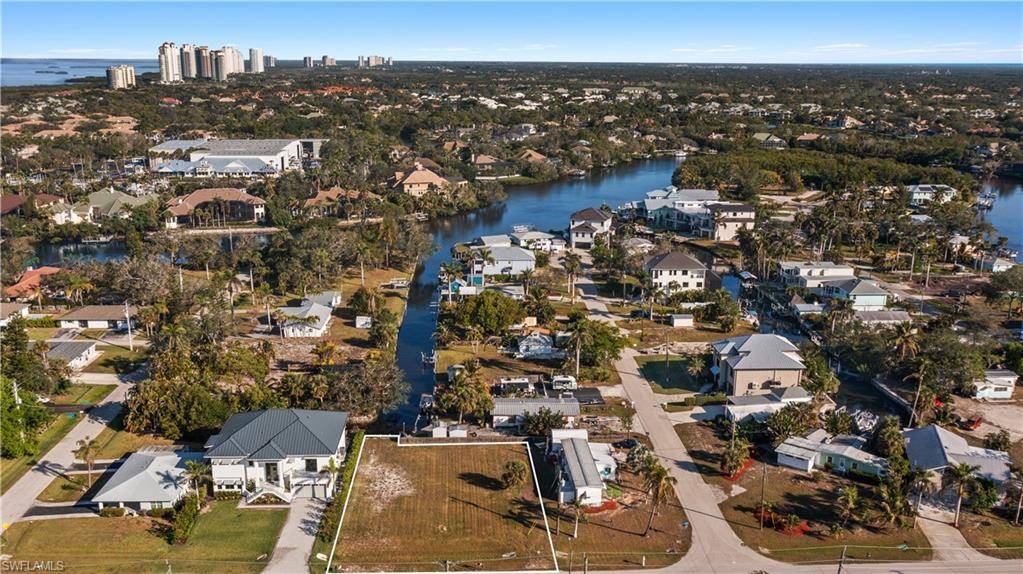 4460 Tarpon AVE, Bonita Springs, FL 34134