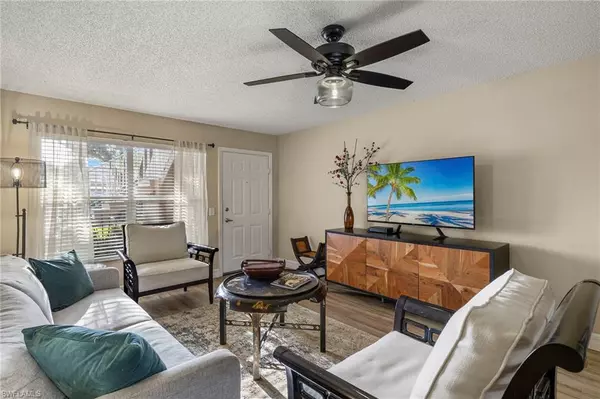 Bonita Springs, FL 34134,3970 Leeward Passage CT #102