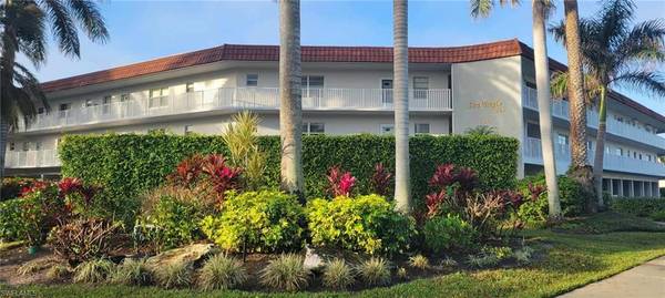 1666 Osprey AVE #109, Naples, FL 34102