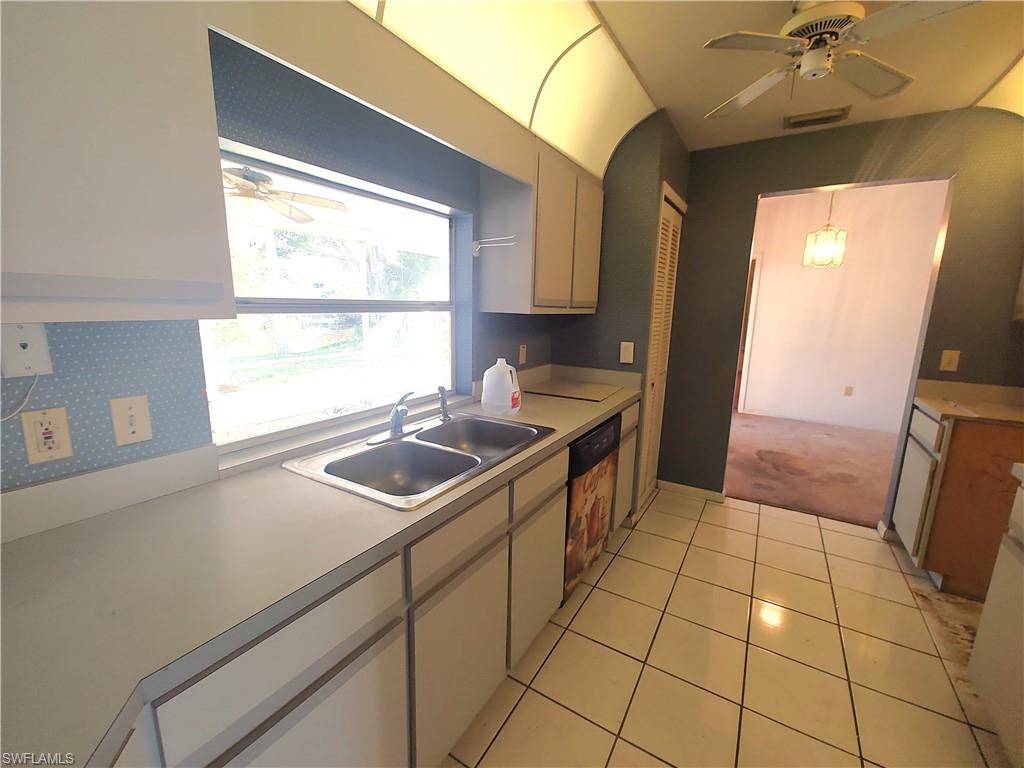 North Fort Myers, FL 33917,1914 Indian Creek DR