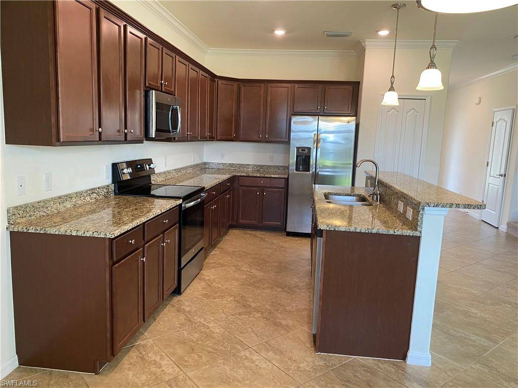 Naples, FL 34120,2138 Clementine ST