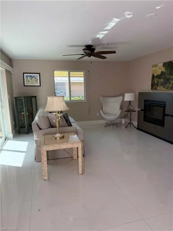 Naples, FL 34102,1575 Curlew AVE W #1